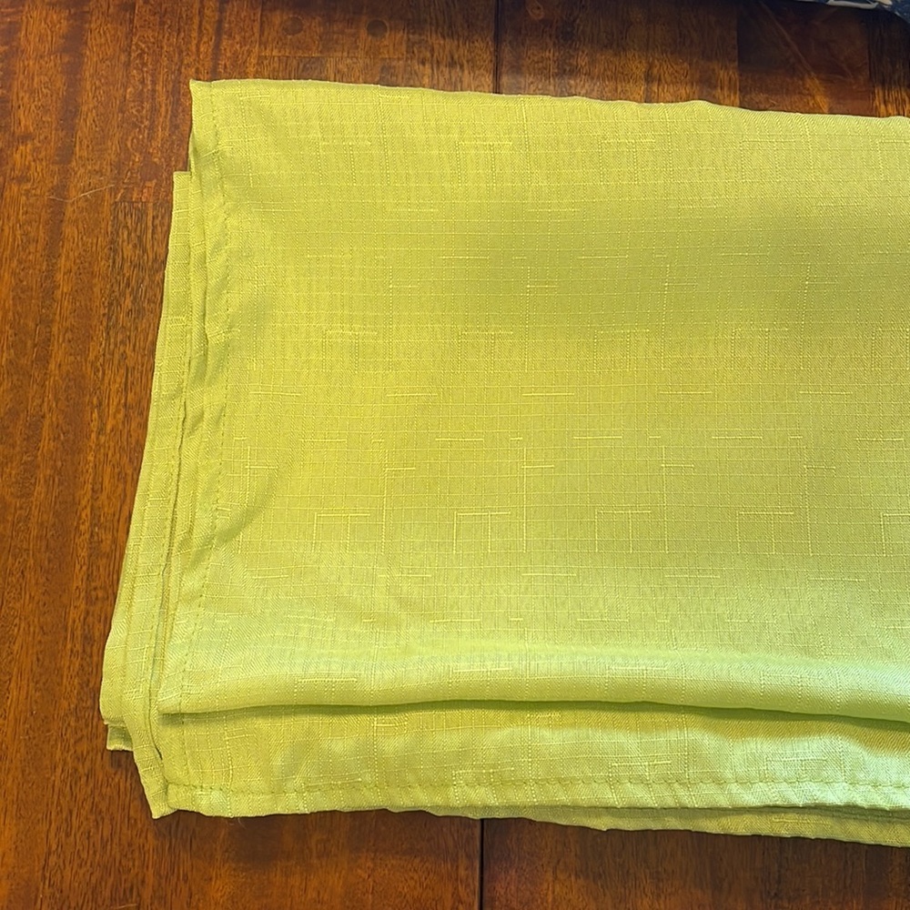 Lime green linen style tablecloth, 58.5x83.25”
